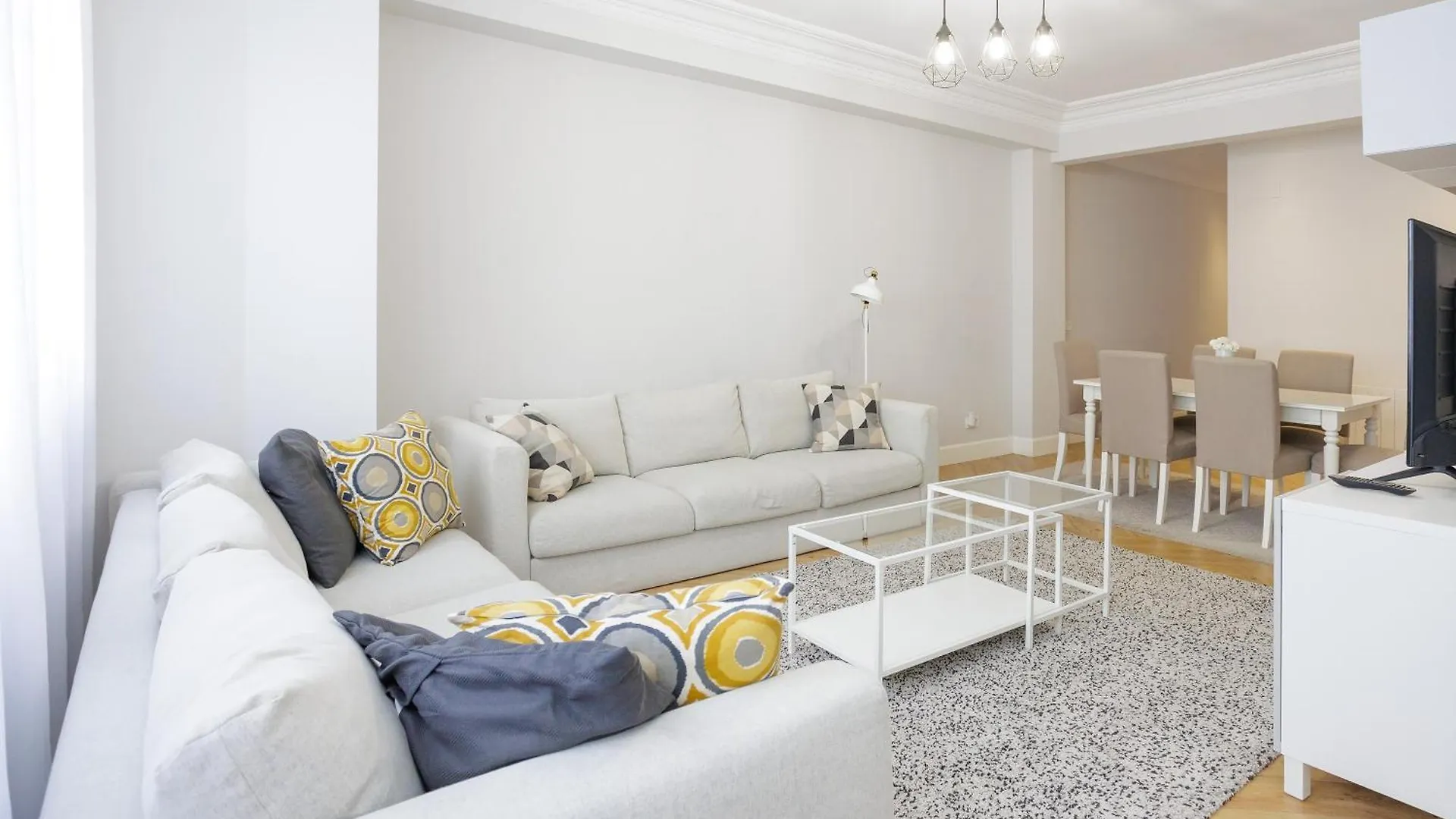 Apartamento Respira Guggenheim pinchos y Cultura by Urban Hosts Bilbao