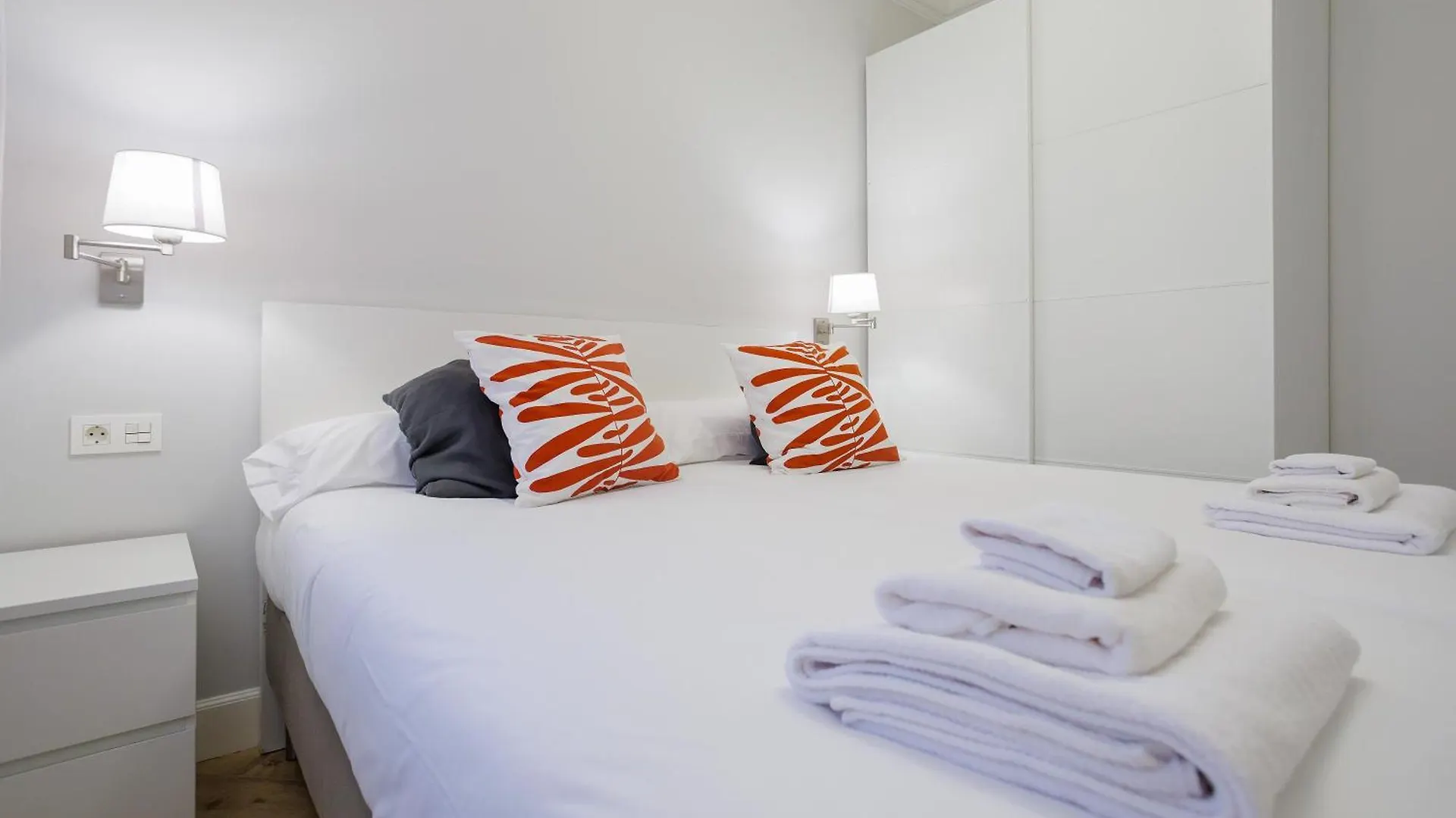 Apartamento Respira Guggenheim pinchos y Cultura by Urban Hosts Bilbao