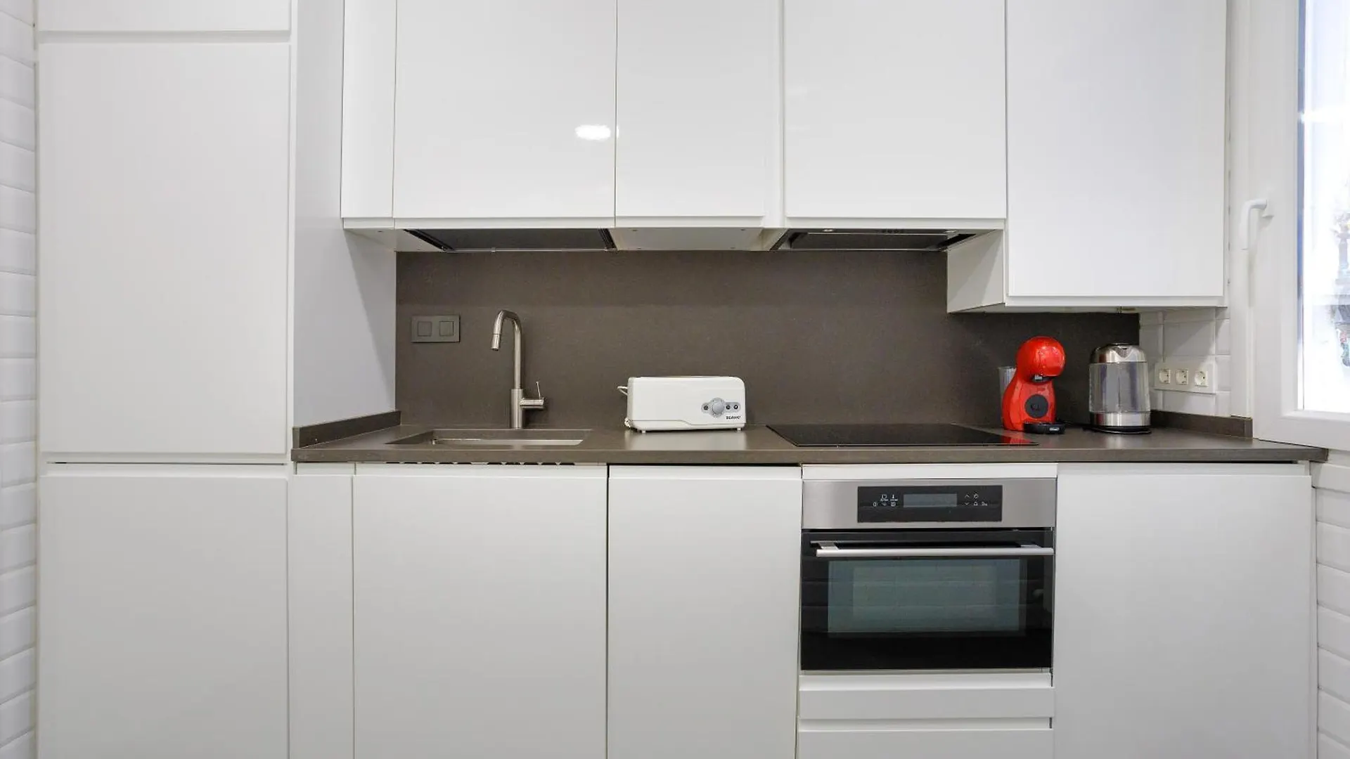 Apartamento Respira Guggenheim pinchos y Cultura by Urban Hosts Bilbao